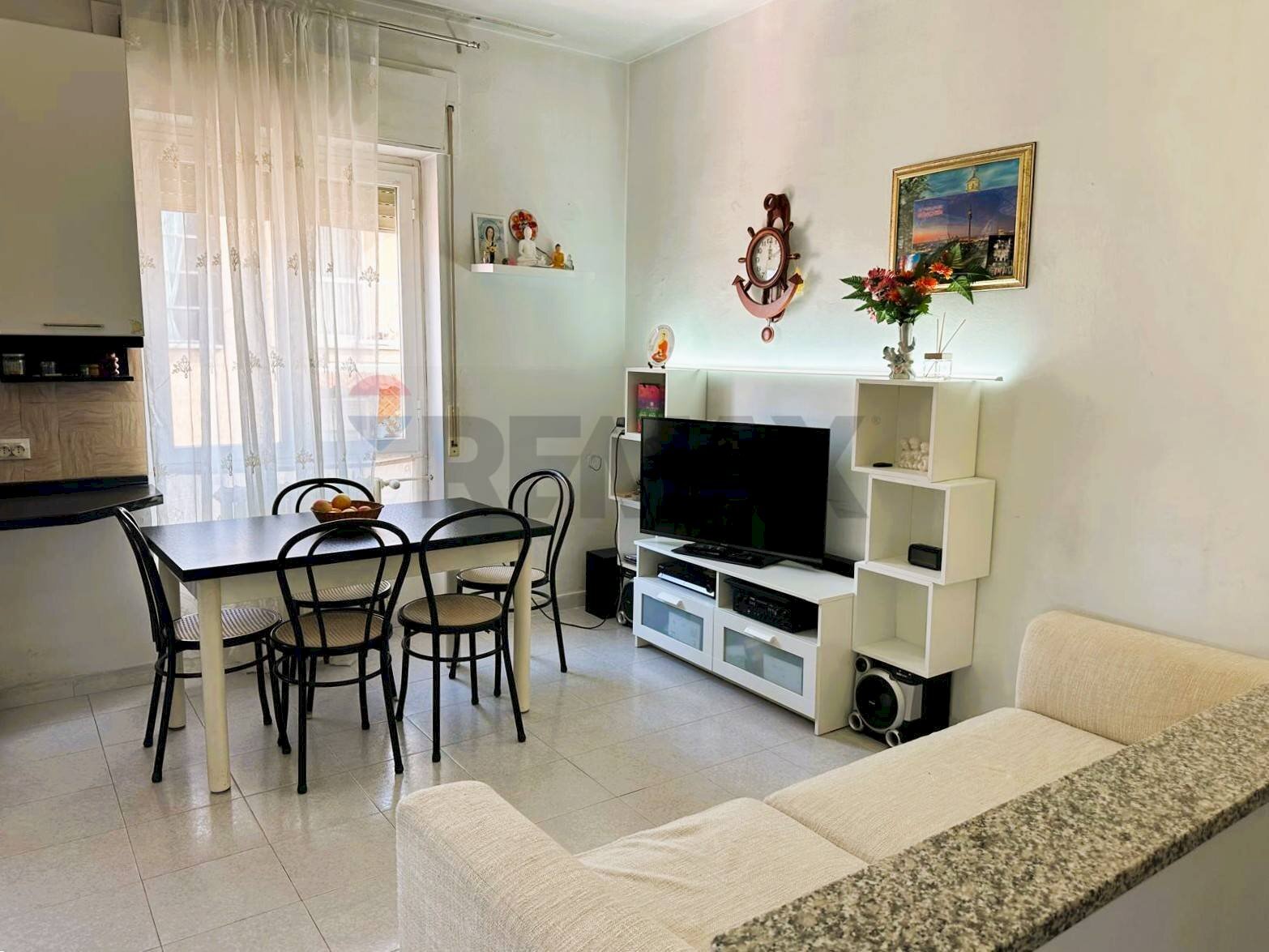 Sala da pranzo - Trilocale VIA CAVOUR
16, Usmate Velate - foto 3