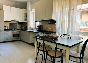 Cucina - Trilocale VIA CAVOUR
 
16, Usmate Velate - foto 6