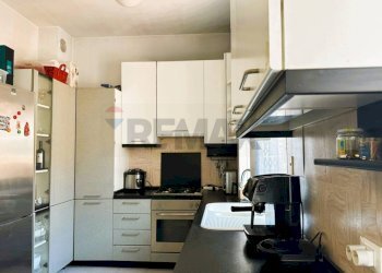 Cucina - Trilocale VIA CAVOUR
 
16, Usmate Velate - foto 7