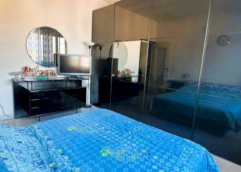 Camera / camera da letto - Trilocale VIA CAVOUR
 
16, Usmate Velate - foto 14