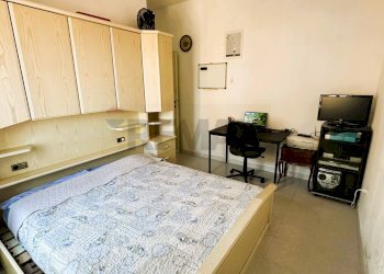 Camera / camera da letto - Trilocale VIA CAVOUR
 
16, Usmate Velate - foto 20