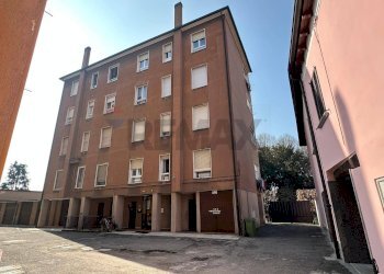 Edificio all\'aperto - Trilocale VIA CAVOUR
 
16, Usmate Velate - foto 28