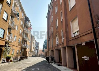 Edificio all\'aperto - Trilocale VIA CAVOUR
 
16, Usmate Velate - foto 29