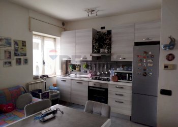 Cucina - Bilocale Via Toselli
 
4, Limbiate - foto 3