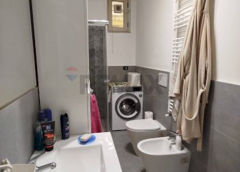 Bagno - Bilocale Via Toselli
 
4, Limbiate - foto 12