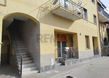 Edificio all\'aperto - Bilocale Via Toselli
 
4, Limbiate - foto 18