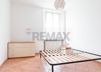 Camera / camera da letto - Bilocale Via Colombo
 
2, Rho - foto 9