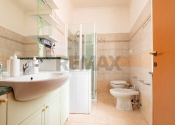 Bagno - Bilocale Via Colombo
 
2, Rho - foto 12