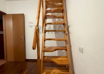 Scale - Villa a Schiera Rosate - foto 15