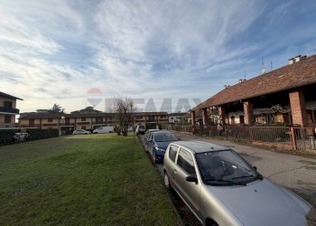 Edificio all\'aperto - Villa a Schiera Rosate - foto 39