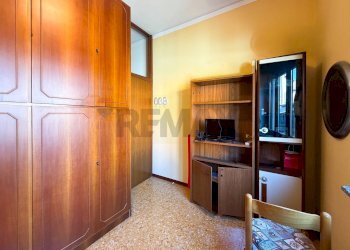 Camera / camera da letto - Villa Via Anselmo III
 
8, Rho - foto 15