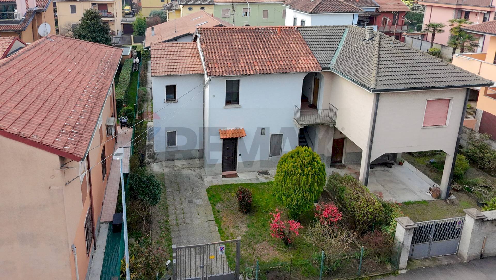 Casa all\'aperto - Semi-detached house via Don Enrico Tazzoli
 
5, Rho - photo 1