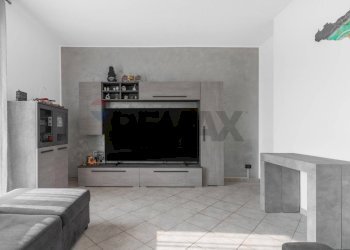 Soggiorno - Trilocale via Cividale
 
15, Rho - foto 3