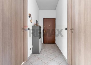 Hall / corridoio - Trilocale via Cividale
 
15, Rho - foto 15