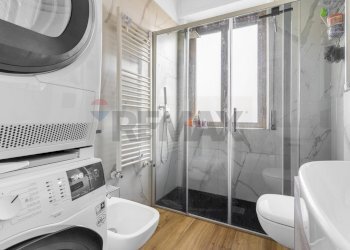 Bagno - Trilocale via Cividale
 
15, Rho - foto 18