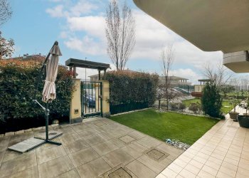 Giardino - Villa a Schiera GIORGIO GABER
 
11, Cavenago di Brianza - foto 2