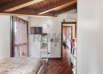 Camera / camera da letto - Villa a Schiera GIORGIO GABER
 
11, Cavenago di Brianza - foto 29