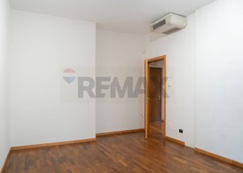 Stanza vuota - Office Legnano - photo 15