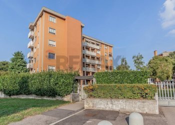Edificio all\'aperto - Three-room apartment Via Terrazzano
 
24, Rho - photo 1