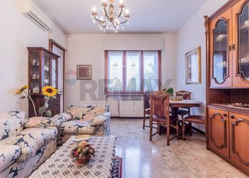 Sala da pranzo - Three-room apartment Via Terrazzano
 
24, Rho - photo 4