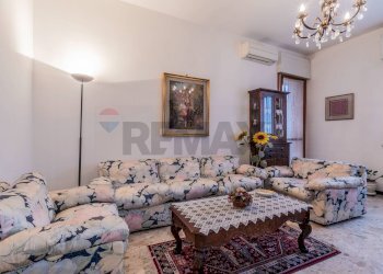 Soggiorno - Three-room apartment Via Terrazzano
 
24, Rho - photo 7