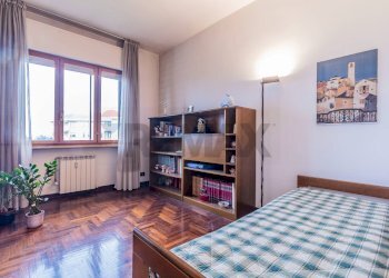 Camera / camera da letto - Three-room apartment Via Terrazzano
 
24, Rho - photo 36