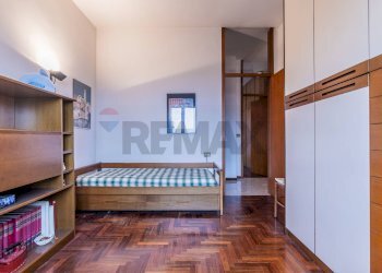 Camera / camera da letto - Three-room apartment Via Terrazzano
 
24, Rho - photo 40