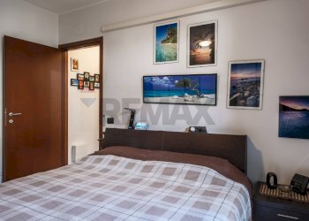 Camera / camera da letto - Bilocale Via Marconi
 
100, Fagnano Olona - foto 9