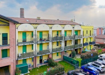 Edificio all\'aperto - Bilocale Via Marconi
 
100, Fagnano Olona - foto 13