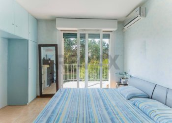 Camera / camera da letto - Bilocale Via Sanzio
 
21, Fagnano Olona - foto 15