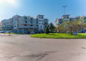 Edificio all\'aperto - Bilocale Via Sanzio
 
21, Fagnano Olona - foto 23