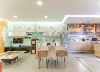 Cucina - Casa semi indipendente Via Montello
 
21, Fagnano Olona - foto 2