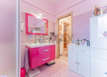 Bagno - Casa semi indipendente Via Montello
 
21, Fagnano Olona - foto 21