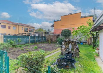 Giardino - Casa semi indipendente Via Montello
 
21, Fagnano Olona - foto 62