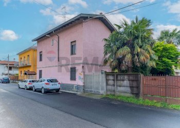 Casa all\'aperto - Casa semi indipendente Via Montello
 
21, Fagnano Olona - foto 70