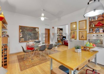 Sala da pranzo - Casa indipendente Via Custoza
 
10, Carate Brianza - foto 5