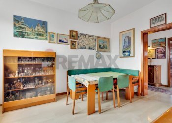 Sala da pranzo - Casa indipendente Via Custoza
 
10, Carate Brianza - foto 47