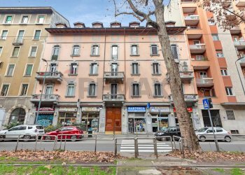 Facciata - Trilocale via giambellino
 
50, Milano - foto 17