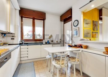 Cucina - Trilocale Corso Europa
 
46, Pessano con Bornago - foto 8