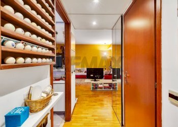 Hall / corridoio - Trilocale Corso Europa
 
46, Pessano con Bornago - foto 13