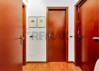 Hall / corridoio - Trilocale Corso Europa
 
46, Pessano con Bornago - foto 14