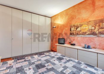 Camera / camera da letto - Trilocale Corso Europa
 
46, Pessano con Bornago - foto 19