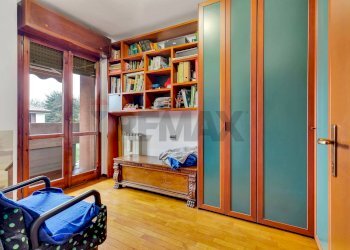 Camera / camera da letto - Trilocale Corso Europa
 
46, Pessano con Bornago - foto 21