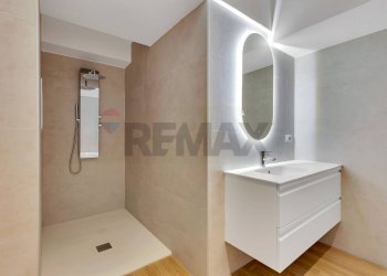 Bagno - Ufficio Viale Coni Zugna
 
58, Milano - foto 17