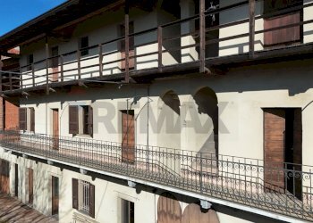 Casa all\'aperto - Rustico Via Santo Stefano
 
13, Bellinzago Novarese - foto 3