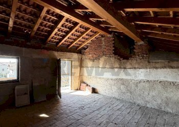 Stanza vuota - Rustico Via Santo Stefano
 
13, Bellinzago Novarese - foto 40