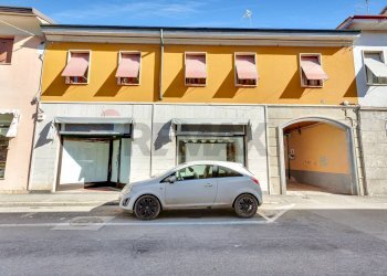 Casa all\'aperto - Shop via Vittorio Veneto
 
14, Brugherio - photo 1