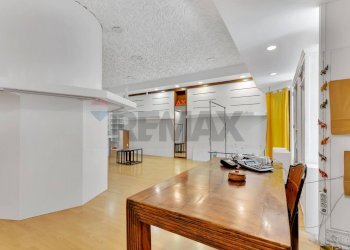 Locale Commerciale - Shop via Vittorio Veneto
 
14, Brugherio - photo 5