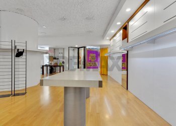 Locale Commerciale - Shop via Vittorio Veneto
 
14, Brugherio - photo 6