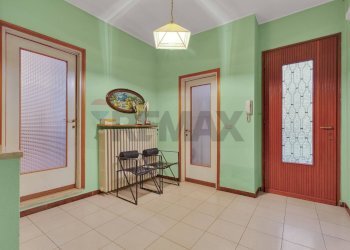 Hall / corridoio - Laboratorio via Vittorio Veneto
 
14, Brugherio - foto 5